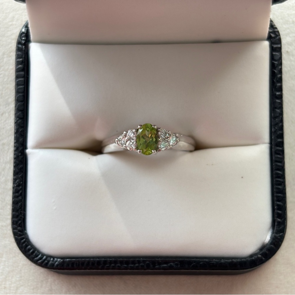 Authentic Birks 18K White Gold Peridot & Diamond Ring